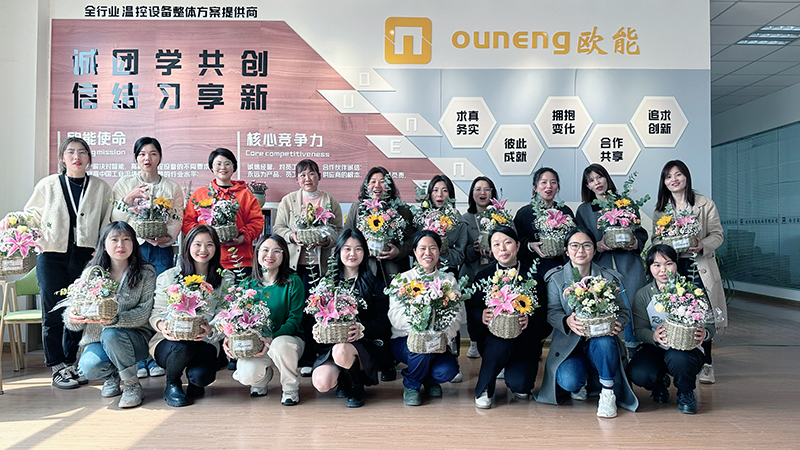 樱桃视频大全免费高清版下载机械妇女节插花活动