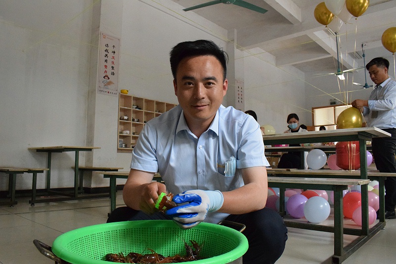 樱桃视频大全免费高清版下载机械